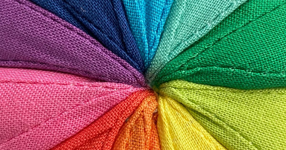 How to Use the Color Wheel: Creative Ideas & Combinations
